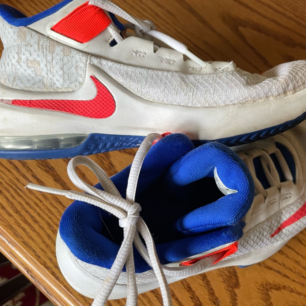 Nike boys sneakers
